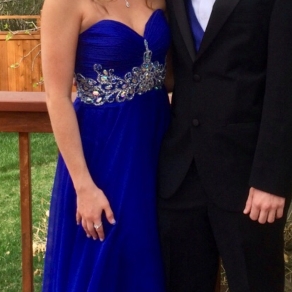 Prom dress - Picture 8 of 8